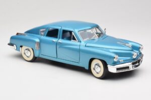 Tucker Torpedo Bleu Road Signature 1:18 92268 Métal Moulé — image 6 sur 8