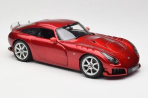TVR Sagaris Rouge Revell 1:18 08816 Métal Moulé — image 6 sur 8
