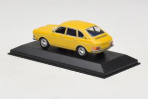 Volkswagen 411 Jaune Minichamps 1:43 VW005 Métal Moulé — image 3 sur 4