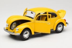 Volkswagen Beetle 1200 Jaune Minichamps 1:18 150057106 Métal Moulé — image 2 sur 8
