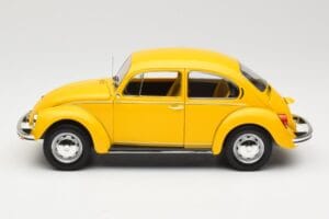 Volkswagen Beetle 1200 Jaune Minichamps 1:18 150057106 Métal Moulé — image 4 sur 8