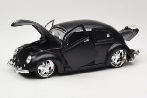 Volkswagen Beetle Type 1 Noir Maisto 1:18 31018 Métal Moulé — image 2 sur 8