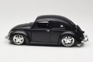 Volkswagen Beetle Type 1 Noir Maisto 1:18 31018 Métal Moulé — image 4 sur 8