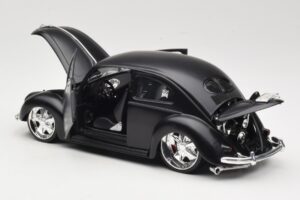 Volkswagen Beetle Type 1 Noir Maisto 1:18 31018 Métal Moulé — image 5 sur 8