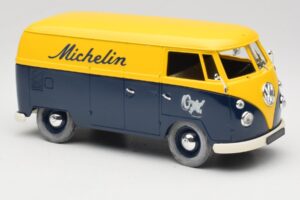 Volkswagen T1 Combi Michelin Noir & Jaune Solido 1:18 9406 Métal Moulé — image 6 sur 8