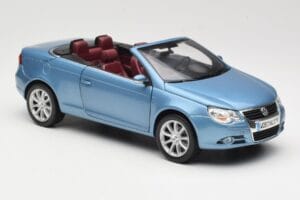 Volkswagen Eos Bleu Norev 1:18 188422 Métal Moulé — image 6 sur 8