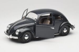 Volkswagen Export Sedan Gris Vert Solido 1:18 SVW001 Métal Moulé — image 2 sur 8