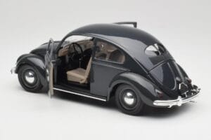 Volkswagen Export Sedan Gris Vert Solido 1:18 SVW001 Métal Moulé — image 5 sur 8