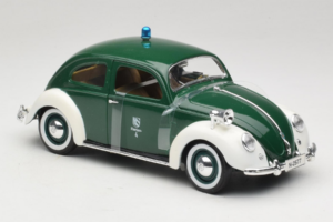 Volkswagen Export Sedan Police Maisto 1:18 56004 Métal Moulé — image 4 sur 6