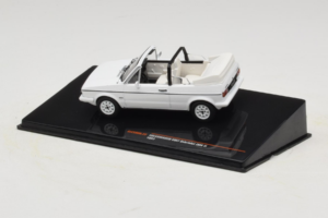 Volkswagen Golf Cabriolet Mk1 Blanc IXO 1:43 CLC590N Métal Moulé — image 3 sur 4