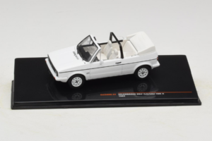 Volkswagen Golf Cabriolet Mk1 Blanc IXO 1:43 CLC590N Métal Moulé