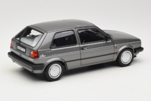 Volkswagen Golf Mk2 Champion Gris Metallic Norev 1:18 188564 Métal Moulé — image 3 sur 8