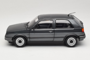 Volkswagen Golf Mk2 CL Grey Metallic Norev 1:18 188556 Métal Moulé — image 4 sur 8