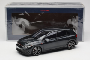 Volkswagen Golf GTI Mk8 Noir Metallic Norev 1:18 188591 Métal Moulé — image 8 sur 8