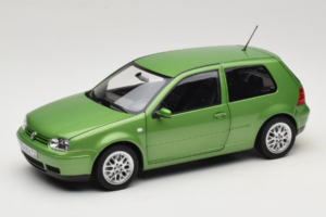 Volkswagen Golf GTI Mk4 Vert Metallic Norev 1:18 188571 Métal Moulé
