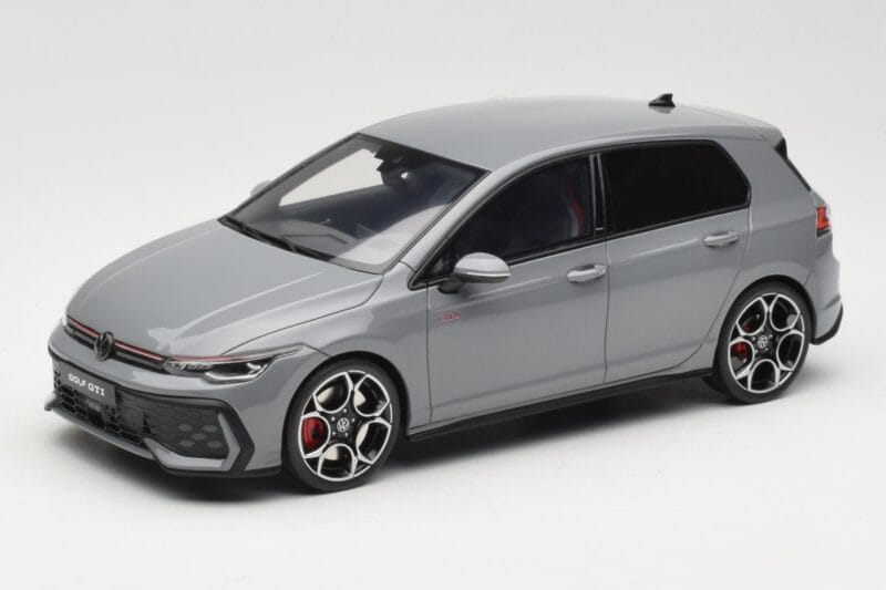Volkswagen Golf GTI Mk8 Gris Otto 1:18 OT1137 Résine