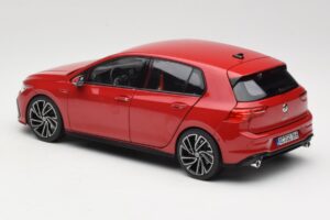 Volkswagen Golf GTI Mk8 Tornado Red Norev 1:18 188595 Métal Moulé — image 7 sur 8