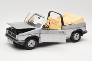Volkswagen Golf Mk1 Cabriolet Argent Sun Star 1:18 VW004 Métal Moulé — image 2 sur 8