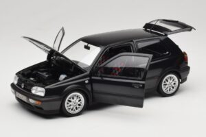 Volkswagen Golf Mk3 GTI Black Metallic Norev 1:18 188415 Métal Moulé — image 2 sur 8