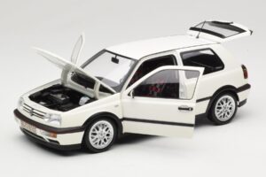 Volkswagen Golf Mk3 GTI Candy White Norev 1:18 188508 Métal Moulé — image 2 sur 8