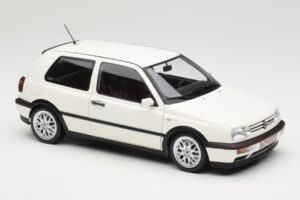 Volkswagen Golf Mk3 GTI Candy White Norev 1:18 188508 Métal Moulé — image 6 sur 8