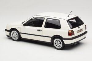 Volkswagen Golf Mk3 GTI Candy White Norev 1:18 188508 Métal Moulé — image 7 sur 8