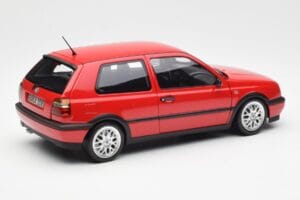 Volkswagen Golf Mk3 GTI Flash Red Norev 1:18 188418 Métal Moulé — image 3 sur 8
