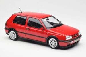Volkswagen Golf Mk3 GTI Flash Red Norev 1:18 188418 Métal Moulé — image 6 sur 8