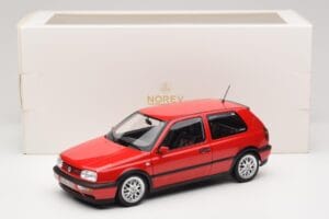 Volkswagen Golf Mk3 GTI Flash Red Norev 1:18 188418 Métal Moulé — image 8 sur 8