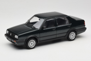 Volkswagen Jetta Mk3 CL Noir Icartime 1:18 JETTA001 Métal Moulé