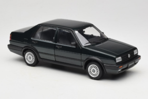 Volkswagen Jetta Mk3 CL Noir Icartime 1:18 JETTA001 Métal Moulé — image 6 sur 8