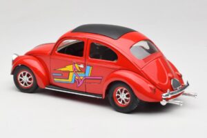 Volkswagen Coccinelle Rouge Solido 1:18 8306 Métal Moulé — image 7 sur 8