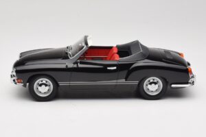 Volkswagen Karmann Ghia Cabriolet Noir Minichamps 1:18 155054031 Métal Moulé — image 3 sur 6