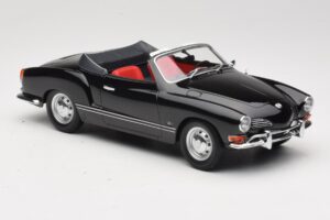 Volkswagen Karmann Ghia Cabriolet Noir Minichamps 1:18 155054031 Métal Moulé — image 4 sur 6
