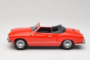 Volkswagen Karmann Ghia Cabriolet Rouge Minichamps 1:18 155054030 Métal Moulé — image 3 sur 6