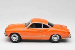 Volkswagen Karmann Ghia Orange Minichamps 1:18 155054020 Métal Moulé — image 3 sur 6
