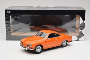 Volkswagen Karmann Ghia Orange Minichamps 1:18 155054020 Métal Moulé — image 6 sur 6