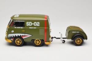 Volkswagen Kool Kombi Army Fighter Green Solido 1:18 S1810901 Métal Moulé — image 4 sur 8