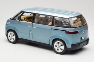 Volkswagen Microbus Concept Vert Clair Revell 1:18 08444 Métal Moulé — image 7 sur 8