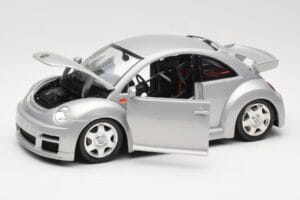 Volkswagen New Beetle RSi Argent Bburago 1:18 3306 Métal Moulé — image 2 sur 8
