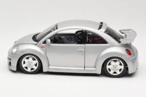 Volkswagen New Beetle RSi Argent Bburago 1:18 3306 Métal Moulé — image 4 sur 8