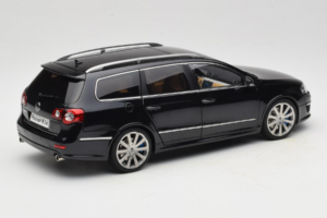 Volkswagen Passat B6 R36 Variant Noir NZG 1:18 KF044-4A Métal Moulé — image 3 sur 8