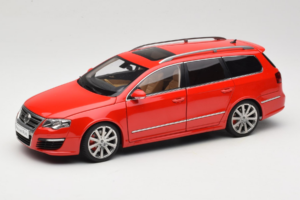 Volkswagen Passat B6 R36 Variant Rouge NZG 1:18 KF044-5 Métal Moulé