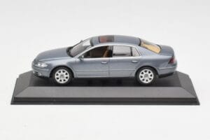 Volkswagen Phaeton 3D Gris Minichamps 1:43 3D0099300GPR7Q Métal Moulé