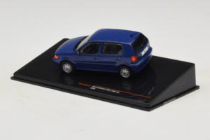 Volkswagen Polo Mk3 Bleu IXO 1:43 CLC579N Métal Moulé — image 3 sur 4