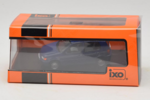 Volkswagen Polo Mk3 Bleu IXO 1:43 CLC579N Métal Moulé — image 4 sur 4