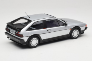 Volkswagen Scirocco Mk2 GTX 16V Flash Silver Norev 1:18 188635 Métal Moulé — image 2 sur 6