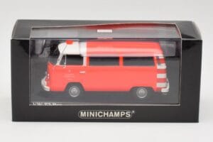 Volkswagen T2 Bus Pompiers Frankfurt Minichamps 1:43 400053091 Métal Moulé — image 4 sur 4