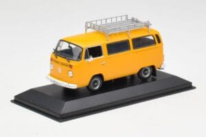 Volkswagen T2 Bus Jaune Minichamps 1:43 400053002 Métal Moulé — image 2 sur 4