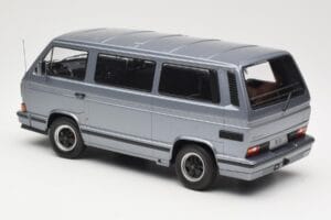 Volkswagen T3 Porsche B32 Minibus Bleu KK-Scale 1:18 KKDC180221 Métal Moulé — image 5 sur 6